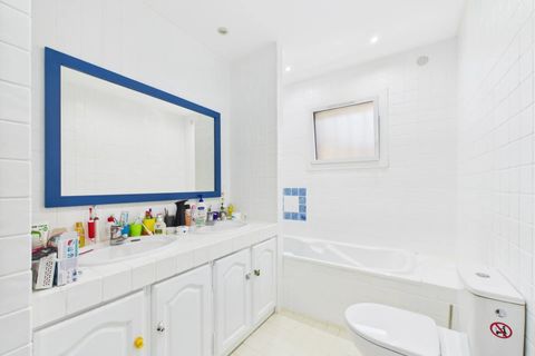 Villa i Valbonne, Alpes-Maritimes, Valbonne - € 960.000 | Ref: HH-15948066 - foto 13