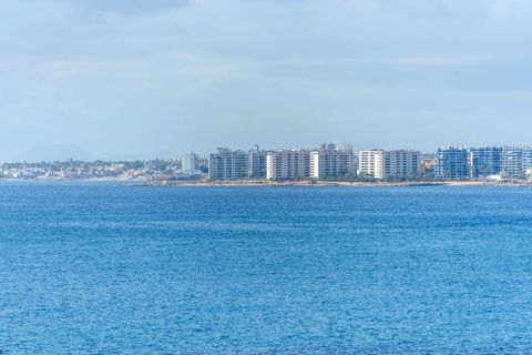 Lejlighed i Torrevieja, Alicante, Torrevieja - € 475.000 | Ref: 745917 - foto 32