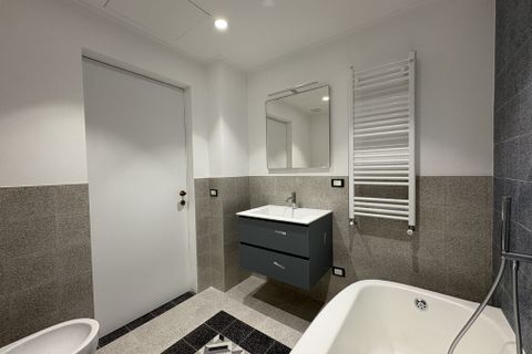 Àtic a Rome, Rome, Rome - € 5.200/mes | Ref: L074 - foto 17