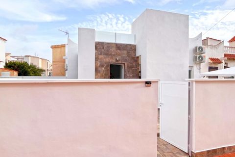 Villa a Playa Flamenca, Alicante, Playa Flamenca - € 219.000 | Ref: mks4573 - foto 3