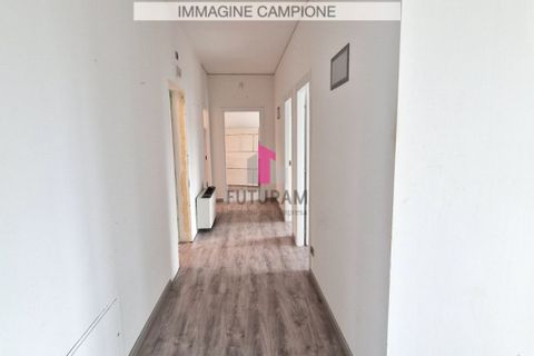Erhvervsejendom i Pianiga, Venice, Pianiga - € 140.000 | Ref: 089NM - foto 2