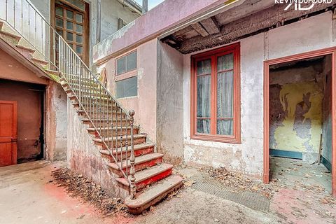 Villa a Vals-les-Bains, Ardeche, Vals-les-Bains - € 130.000 | Ref: 1940-M-AUBENAS12796 - foto 2