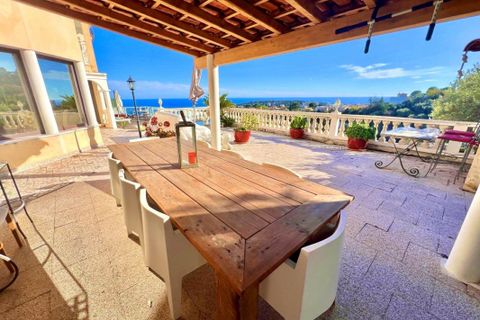 Villa i Roquebrune-Cap-Martin, Alpes-Maritimes, Roquebrune-Cap-Martin - € 1.560.000 | Ref: 3011437034 - foto 1