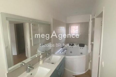 Byhus i Vimoutiers, Orne, Vimoutiers - € 99.000 | Ref: 192766 - foto 8