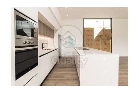 Villa i Quinta do Anjo, Setubal, Quinta do Anjo - € 693.000 | Ref: QRRV2052 - foto 1