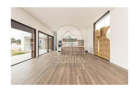 Villa i Quinta do Anjo, Setubal, Quinta do Anjo - € 693.000 | Ref: QRRV2052 - foto 7