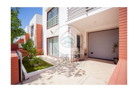 Villa a Palhais, Setubal, Palhais - € 510.000 | Ref: QRRV2063 - foto 3