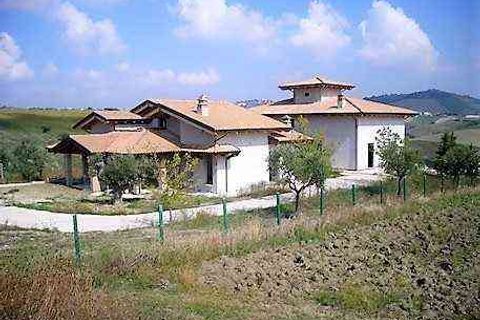 Villa a Teramo, Teramo, Teramo - € 259.000 | Ref: EL638-607066 - foto 2