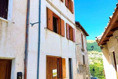 Byhus i Castel del Monte, L'Aquila, Castel del Monte - € 75.000 | Ref: EL924-607332 - foto 19