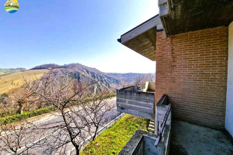 Villa a Castilenti, Teramo, Castilenti - € 120.000 | Ref: EL947-607482 - foto 2
