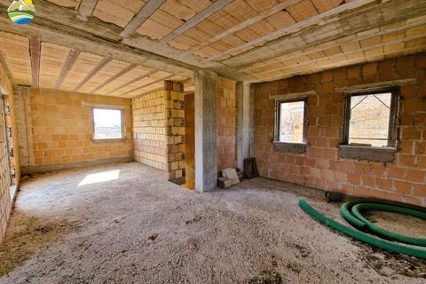 Villa a Castilenti, Teramo, Castilenti - € 120.000 | Ref: EL947-607482 - foto 9
