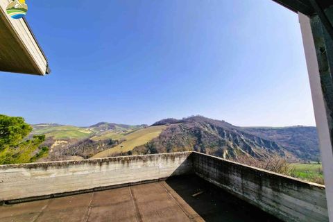 Villa a Castilenti, Teramo, Castilenti - € 120.000 | Ref: EL947-607482 - foto 12