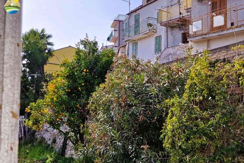 Villa a Castilenti, Teramo, Castilenti - € 120.000 | Ref: EL947-607482 - foto 18