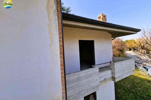 Villa a Castilenti, Teramo, Castilenti - € 120.000 | Ref: EL947-607482 - foto 22