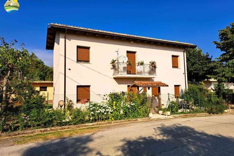 Villa a Arsita, Teramo, Arsita - € 190.000 | Ref: EL979-607630 - foto 2
