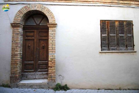 Villa a Castilenti, Teramo, Castilenti - € 29.000 | Ref: EL997-607730 - foto 5