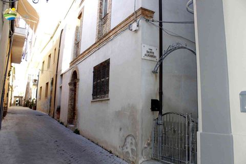 Villa a Castilenti, Teramo, Castilenti - € 29.000 | Ref: EL997-607730 - foto 18