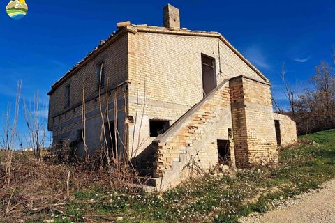 Villa a Castilenti, Teramo, Castilenti - € 79.000 | Ref: EL1004-607806 - foto 6
