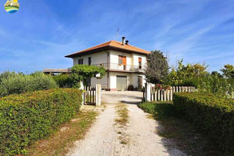 Villa i Bellante, Teramo, Bellante - € 220.000 | Ref: EL1015-607930 - foto 1