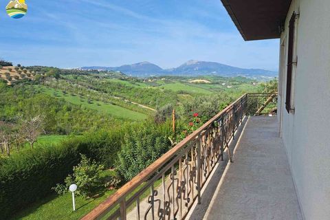 Villa i Bellante, Teramo, Bellante - € 220.000 | Ref: EL1015-607930 - foto 23
