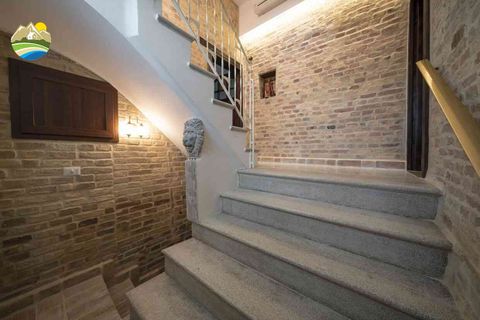 Villa a Nereto, Teramo, Nereto - € 1.500.000 | Ref: EL1030-608077 - foto 15