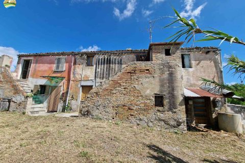 Villa a Penne, Pescara, Penne - € 140.000 | Ref: EL1047-608218 - foto 10