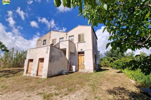Villa a Penne, Pescara, Penne - € 140.000 | Ref: EL1047-608218 - foto 21