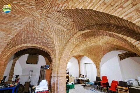 Villa a Bisenti, Teramo, Bisenti - € 245.000 | Ref: EL1053-608348 - foto 9