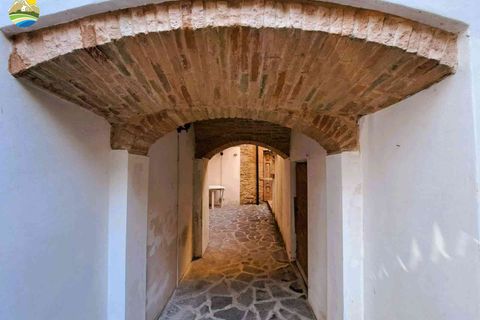 Villa a Bisenti, Teramo, Bisenti - € 245.000 | Ref: EL1053-608348 - foto 11