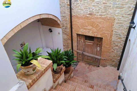Villa a Bisenti, Teramo, Bisenti - € 245.000 | Ref: EL1053-608348 - foto 13