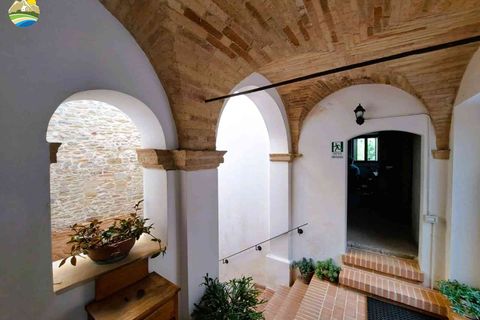 Villa a Bisenti, Teramo, Bisenti - € 245.000 | Ref: EL1053-608348 - foto 19
