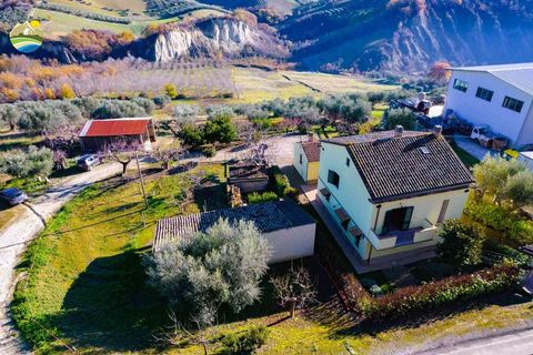 Villa a Castilenti, Teramo, Castilenti - € 198.000 | Ref: EL1076-608632 - foto 5