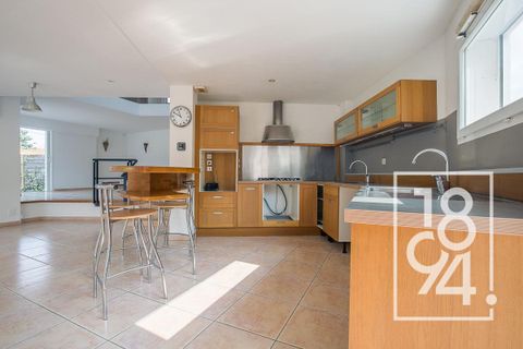 Villa i Marseille, Bouches-du-Rhone, Marseille - € 995.000 | Ref: 8N1S-2UJ-WM2 - foto 16