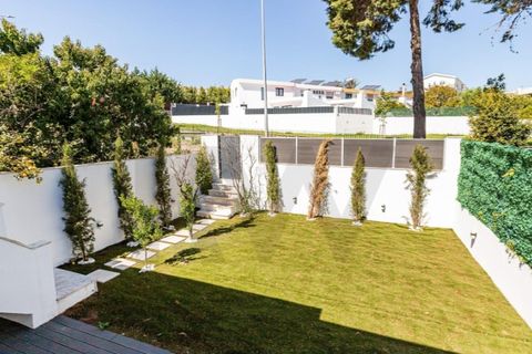 Villa i Amadora, Lisbon, Amadora - € 1.100.000 | Ref: KWPT-021907 - foto 14