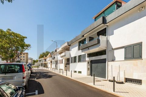 Villa i Amadora, Lisbon, Amadora - € 1.100.000 | Ref: KWPT-021907 - foto 30
