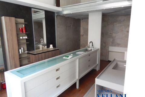 L'establiment comercial a Carpi, Modena, Carpi - € 1.000/mes | Ref: VVT-953 - foto 11