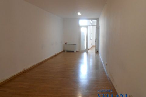L'establiment comercial a Carpi, Modena, Carpi - € 12.000/mes | Ref: AOT-948 - foto 5