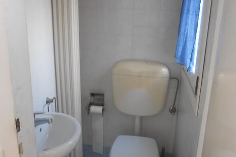 L'establiment comercial a Carpi, Modena, Carpi - € 12.000/mes | Ref: AOT-948 - foto 7