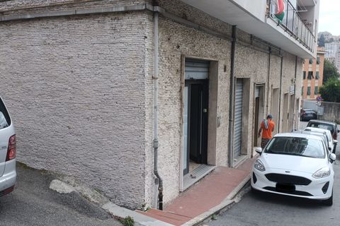 Erhvervsejendom i Genoa, Genoa, Genoa - € 120.000 | Ref: 29392 - foto 11