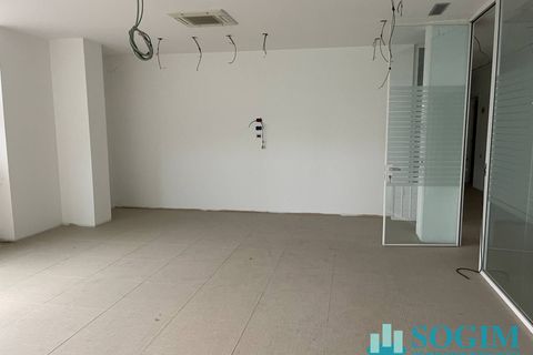 Erhvervsejendom i Segrate, Milan, Segrate - € 2.070.000 | Ref: 30151 - foto 3