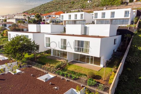 Villa i Funchal, Madeira, Funchal - € 1.500.000 | Ref: Q2593 - foto 1
