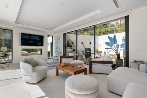 Villa en Marbella, Malaga, Marbella - € 4.995.000 | Ref: R5153068 - photo 25