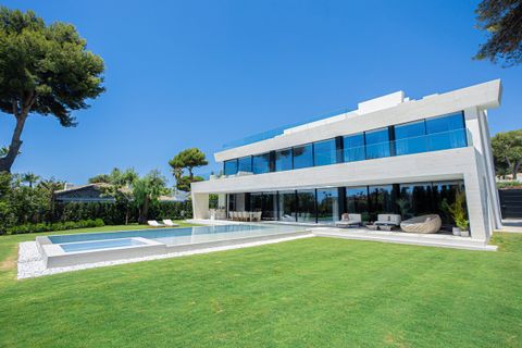 Villa i Los Monteros, Malaga, Los Monteros - € 8.750.000 | Ref: R5182747 - foto 2