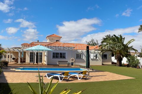 Villa i Caleta De Fuste, Fuerteventura - foto 1
