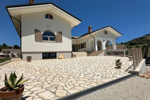 Villa i Tortoreto, Teramo, Tortoreto - € 840.000 | Ref: es5554821 - foto 17