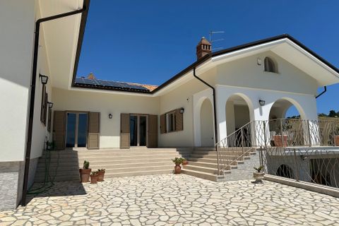 Villa i Tortoreto, Teramo, Tortoreto - € 840.000 | Ref: es5554821 - foto 18
