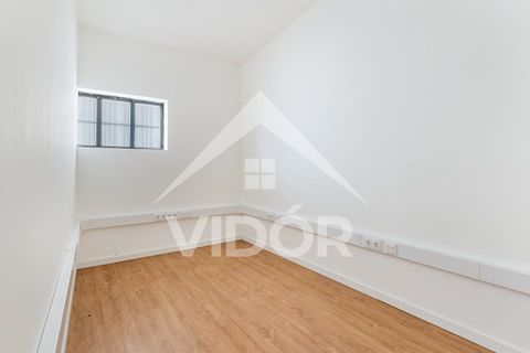 Erhvervsejendom i Paramos, Aveiro, Paramos - € 150.000 | Ref: 01.AV.11.001 - foto 10
