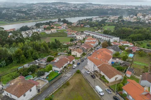 Villa i Melres e Medas, Porto, Melres e Medas - € 120.000 | Ref: C0272-02504 - foto 32