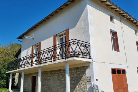 Villa en Alloue, Charente, Alloue - € 130.800 | Ref: BVI82930 - photo 1