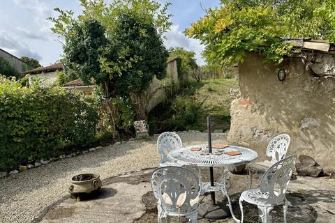 Villa i Bonnes, Charente, Bonnes - € 135.000 | Ref: BVI82843 - foto 15
